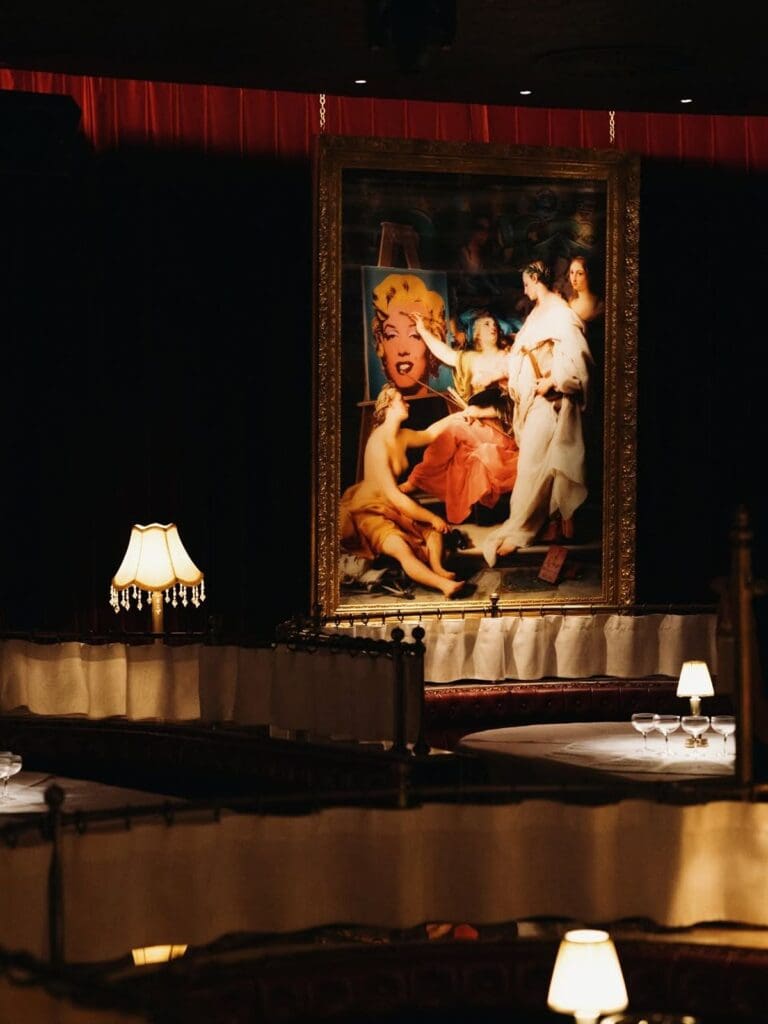 Louis Manchester brunch in Spinningfields with plush booths, moody lighting and art-deco interiors, ideal for a girls’ weekend or hen.