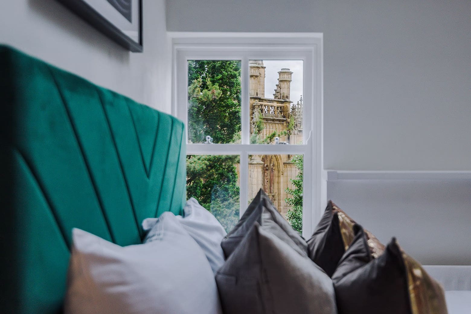Cosy cottage on cobbled street near cathedral in Airbnbs in Liverpool for a hen weekend.
