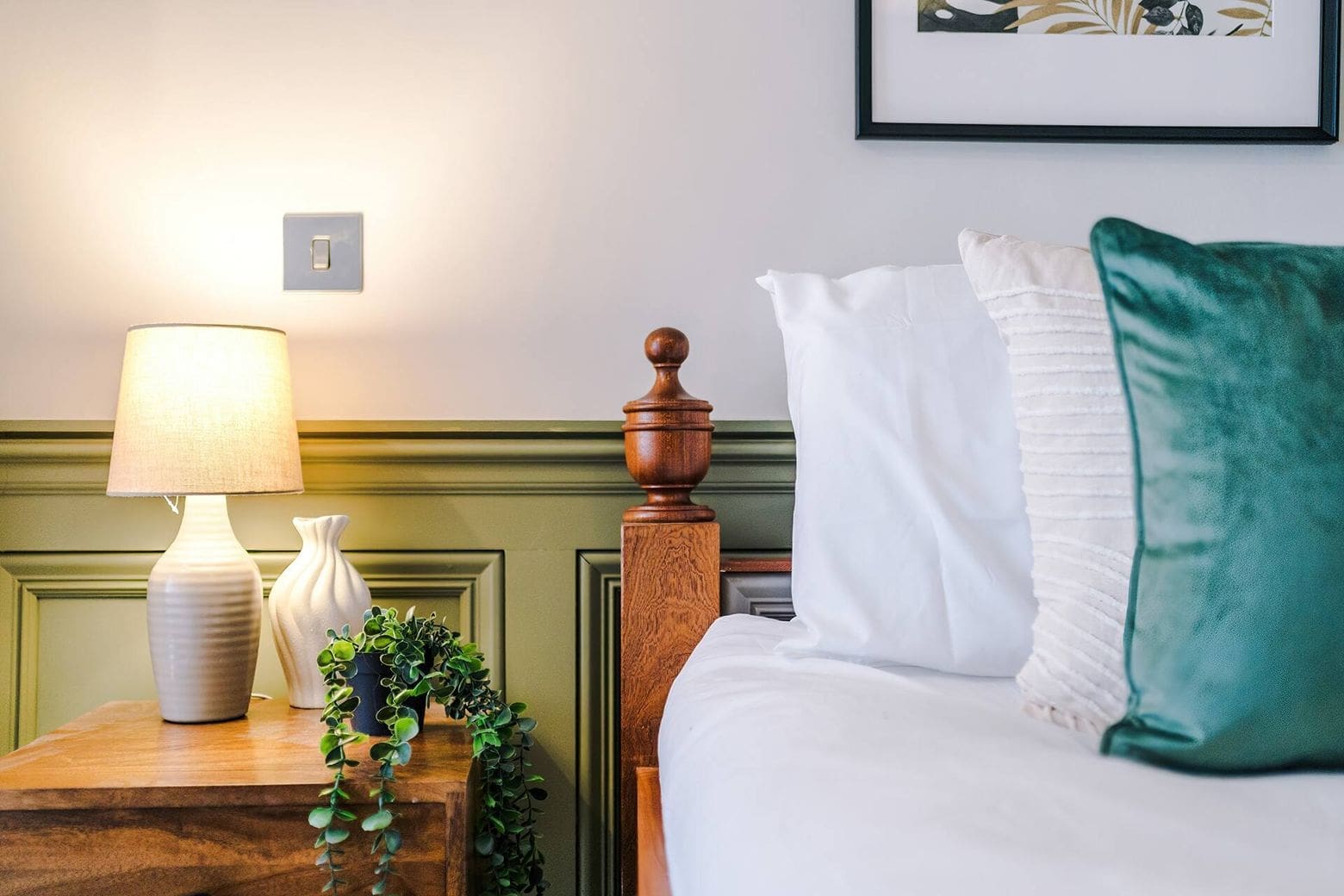 Stylish modern apartments with separate living spaces in Airbnbs in York for a hen weekend within walking distance of the centre.
