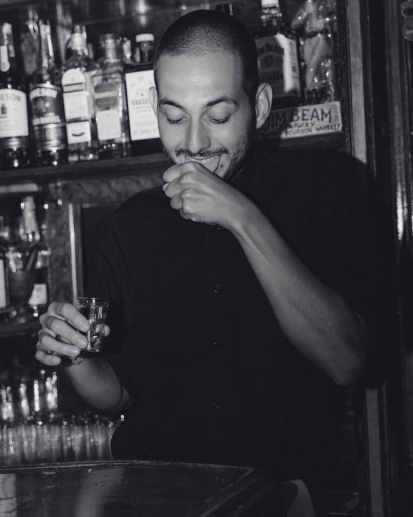 Moody cocktail bar atmosphere at Foxtrot Lisboa, a tucked-away drinks spot for a stylish girls’ night out or hen weekend in the city.