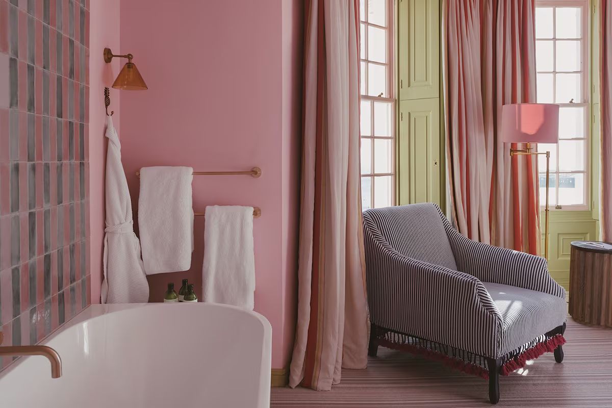 Drakes Brighton, a boutique seafront Brighton hen weekend hotel with playful pink interiors and sea views