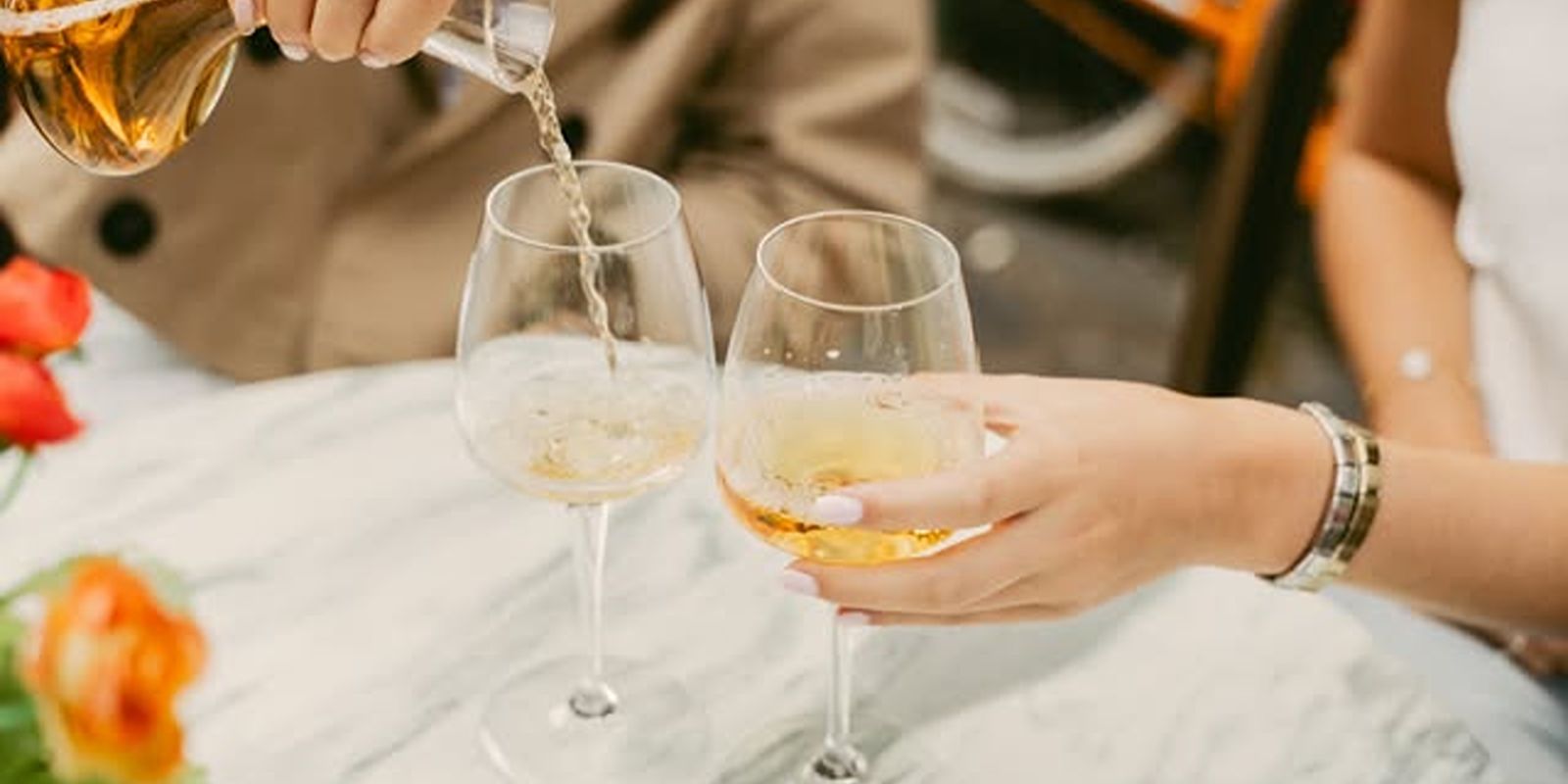 Boozy brunch with cocktails at The Social Glasgow for a hen weekend