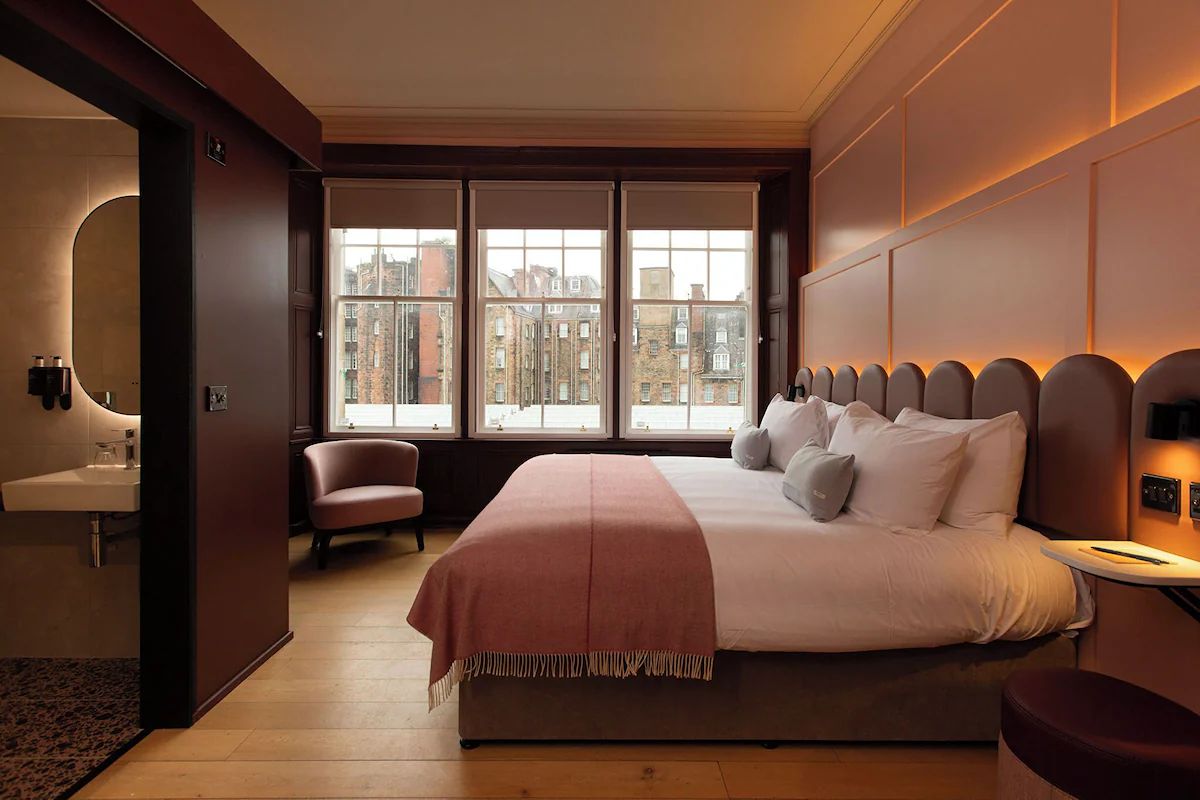 The Address Wren Glasgow, a polished city-centre hotel above Glasgow Central for a stylish group weekend